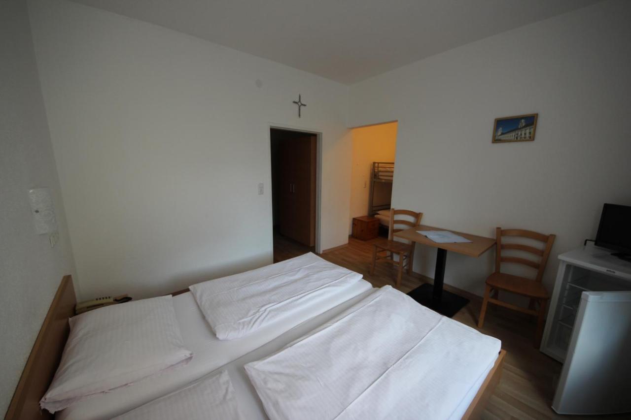 Hotel Kleinmuenchen Linz Eksteriør billede