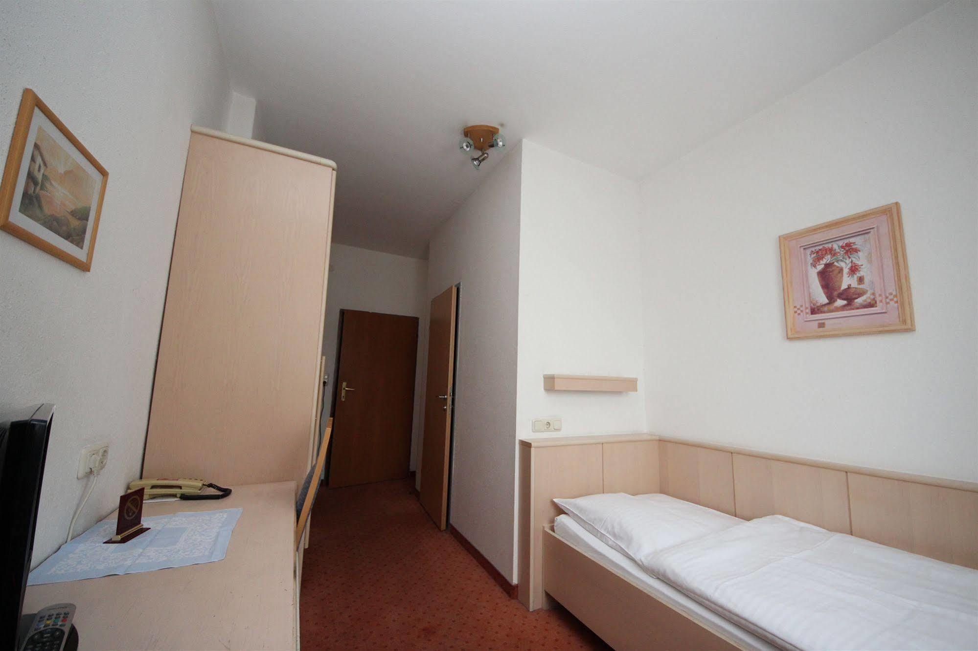 Hotel Kleinmuenchen Linz Eksteriør billede