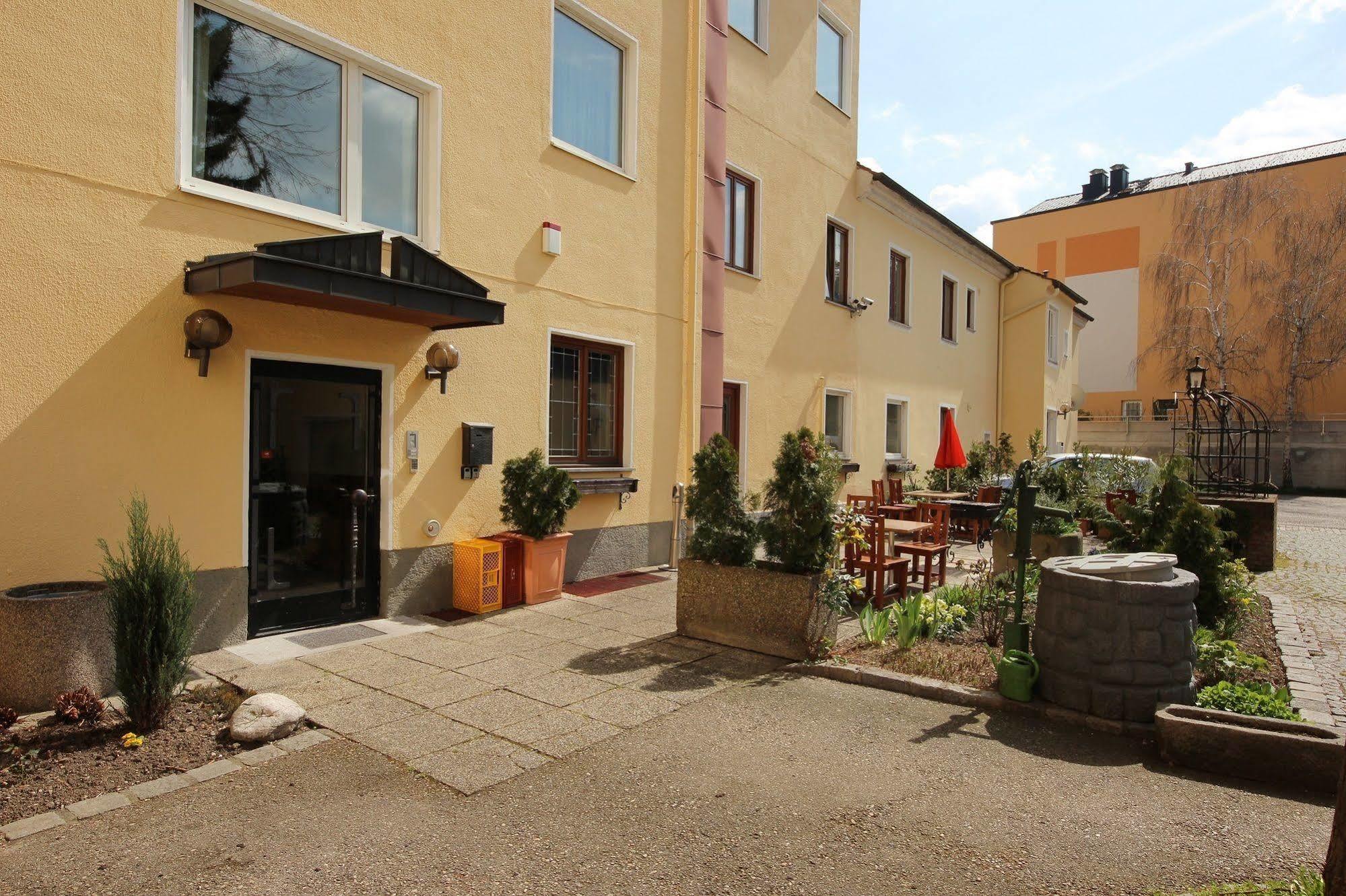 Hotel Kleinmuenchen Linz Eksteriør billede