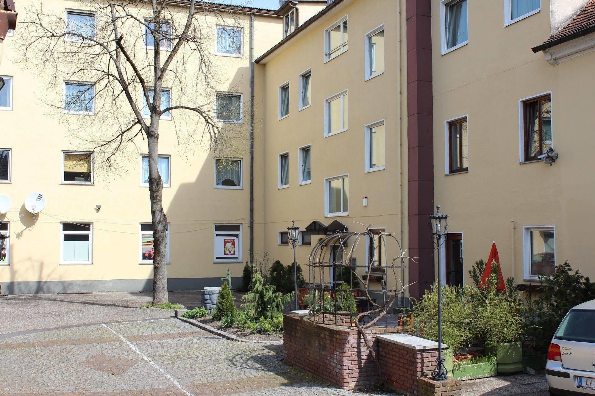 Hotel Kleinmuenchen Linz Eksteriør billede